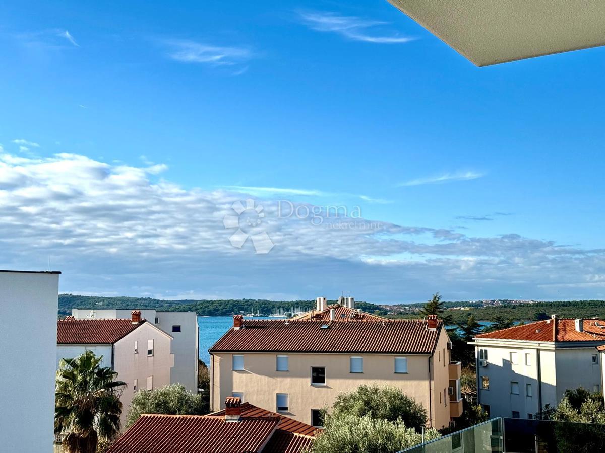 Stanovanje Banjole, Medulin, 87m2