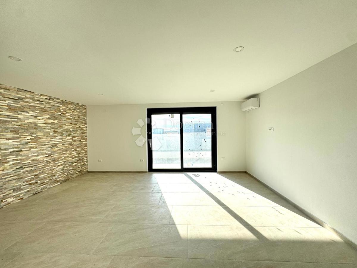 Stanovanje Banjole, Medulin, 87m2