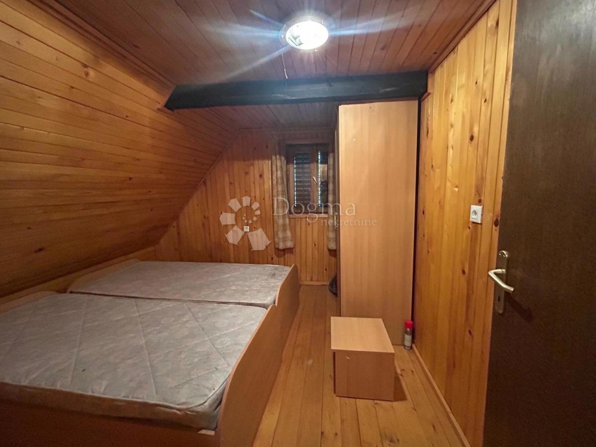 Hiša Begovo Razdolje, Mrkopalj, 70m2