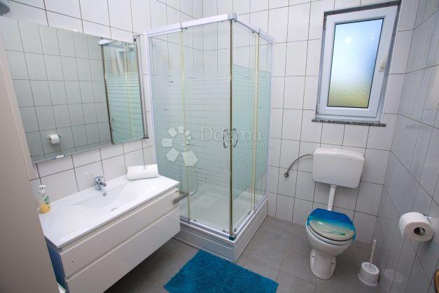 Hiša Banjol, Rab, 138m2