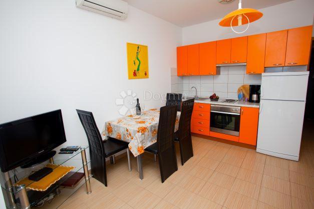 Hiša Banjol, Rab, 138m2