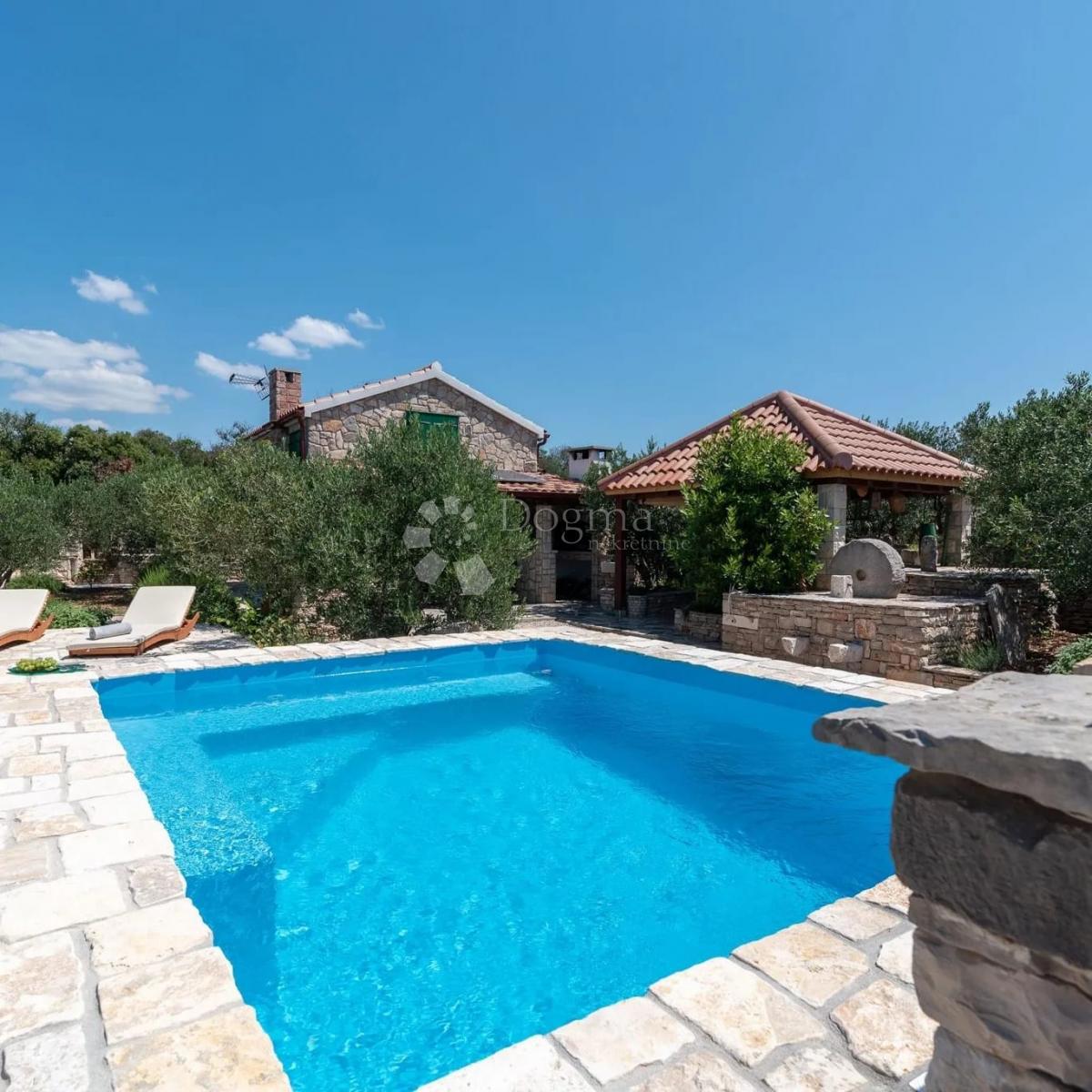 Kamnita oaza na Šolti