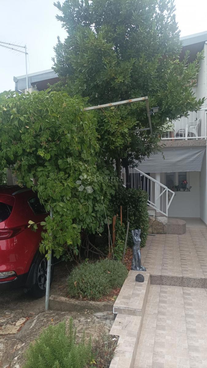 Hiša Kruševo, Obrovac, 116m2