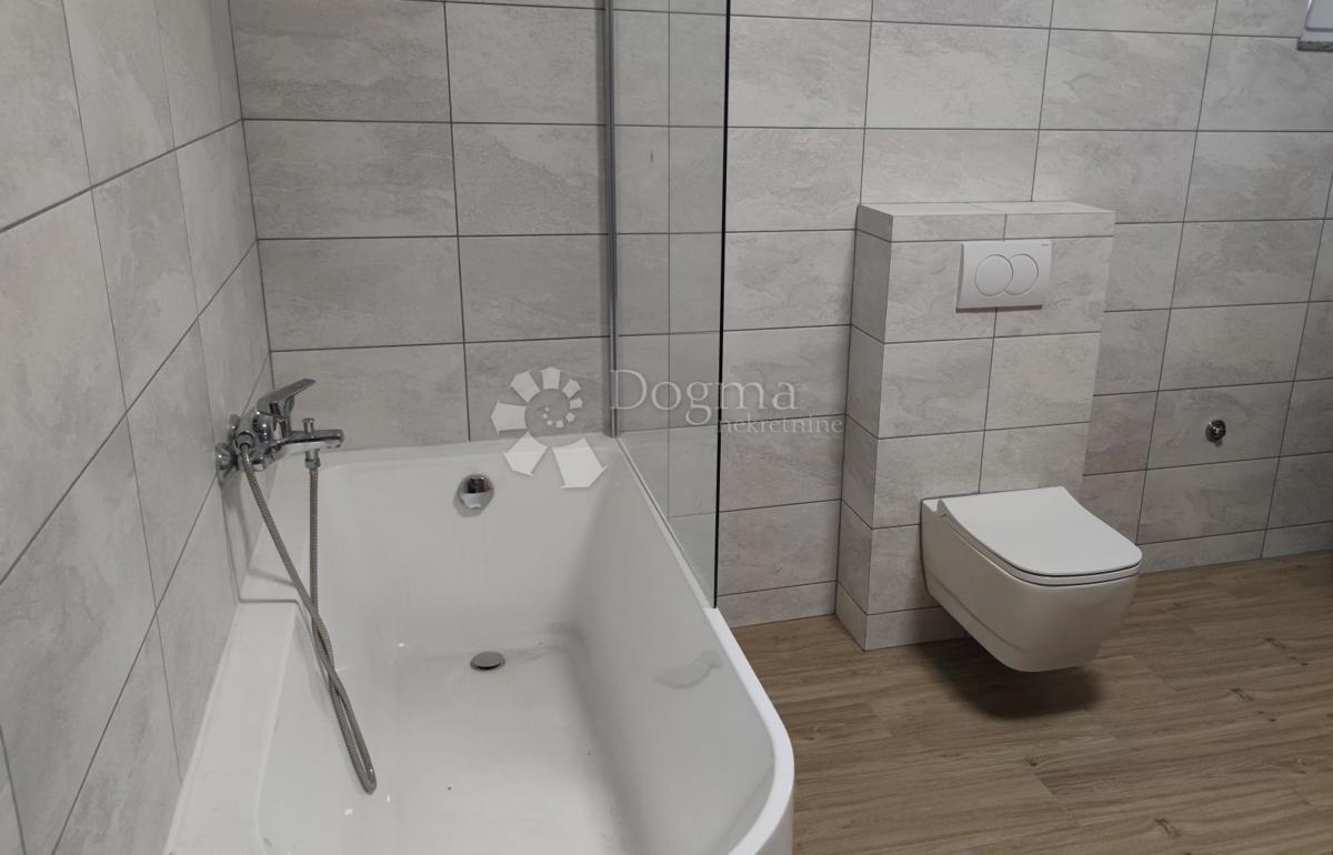 Hiša Seline, Starigrad, 335,58m2