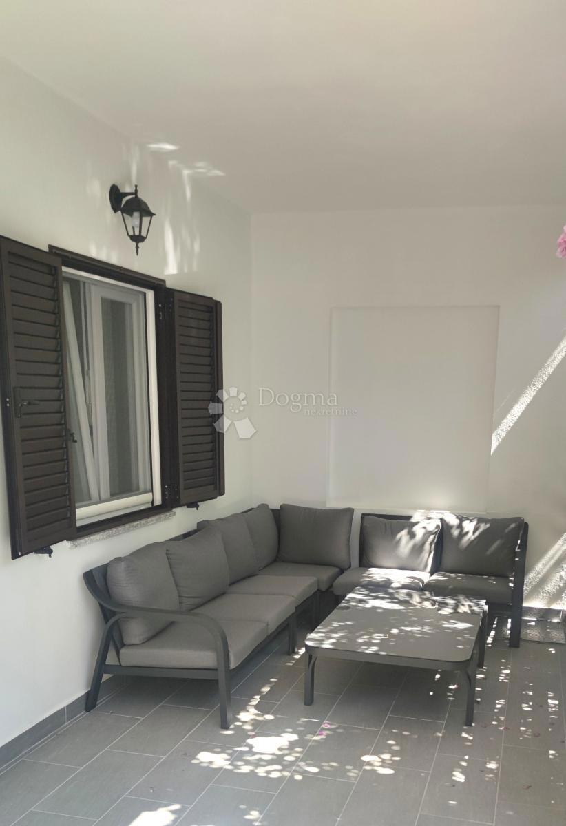 Hiša Seline, Starigrad, 335,58m2