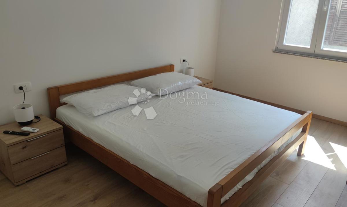 Hiša Seline, Starigrad, 335,58m2