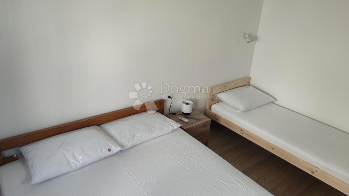 Hiša Seline, Starigrad, 335,58m2