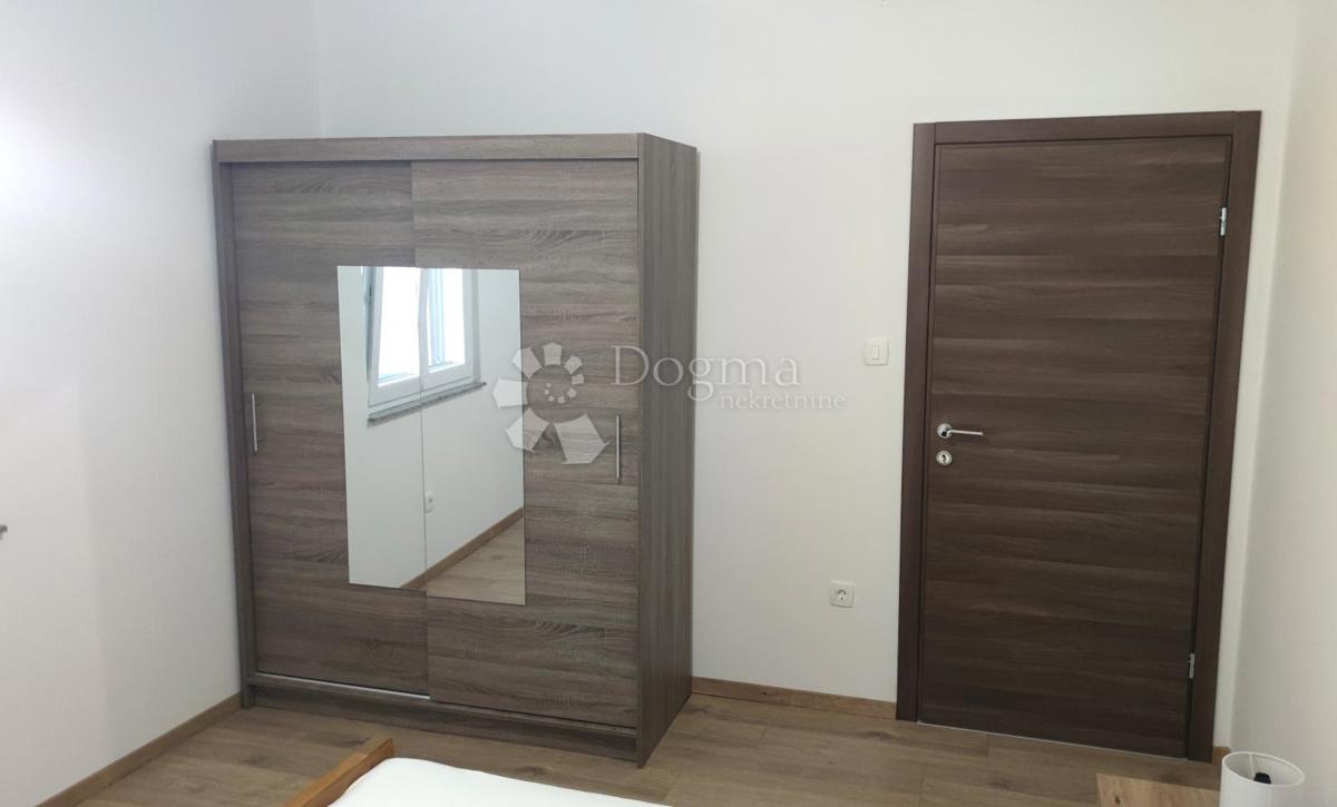 Hiša Seline, Starigrad, 335,58m2