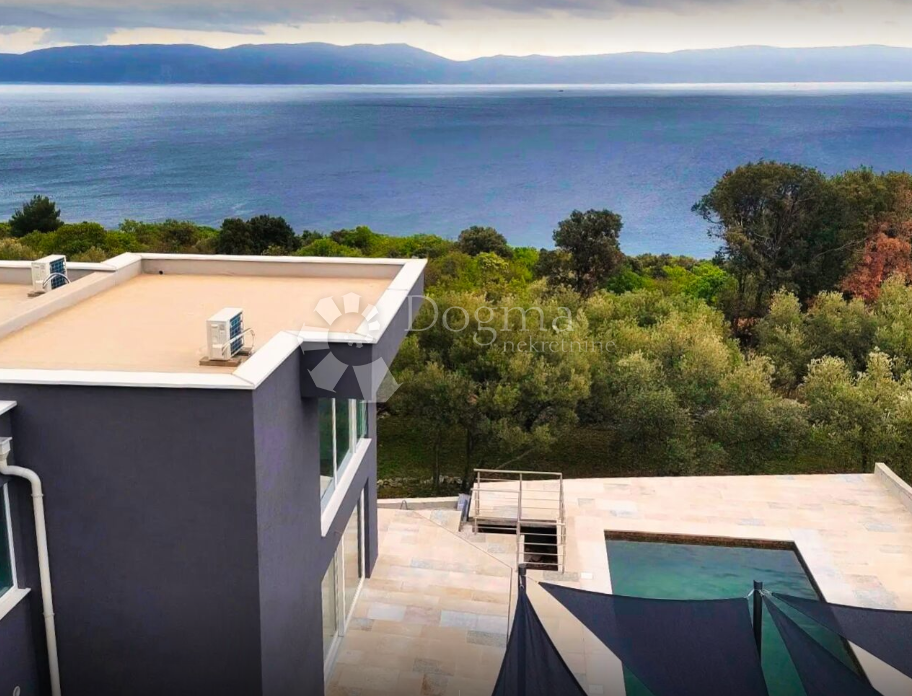 Hiša Rabac, Labin, 200m2