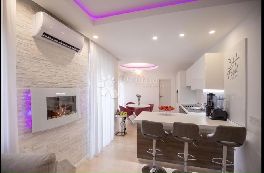 Luksuzno stanovanje z wellnessom in garažo