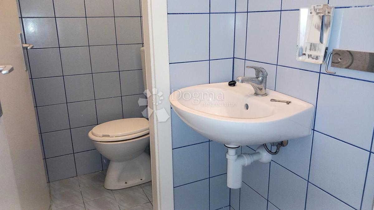 Poslovni prostor Križ, 55m2