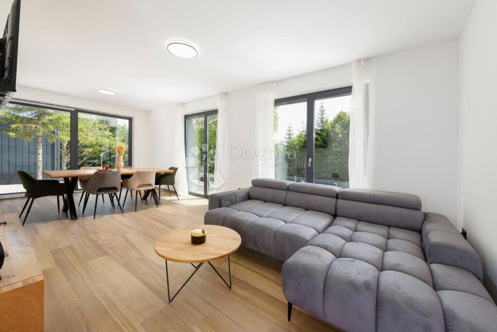 Hiša Delnice, 97,74m2