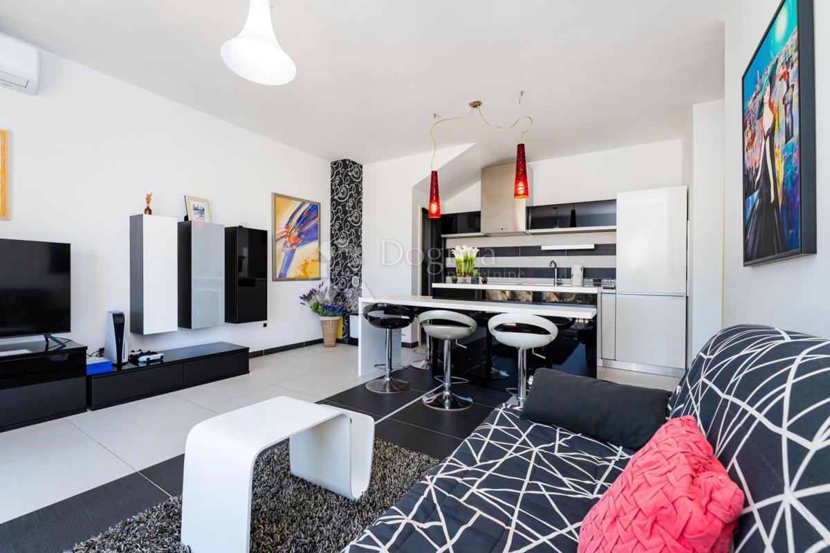 Hiša Veli Iž, Zadar - Okolica, 235m2