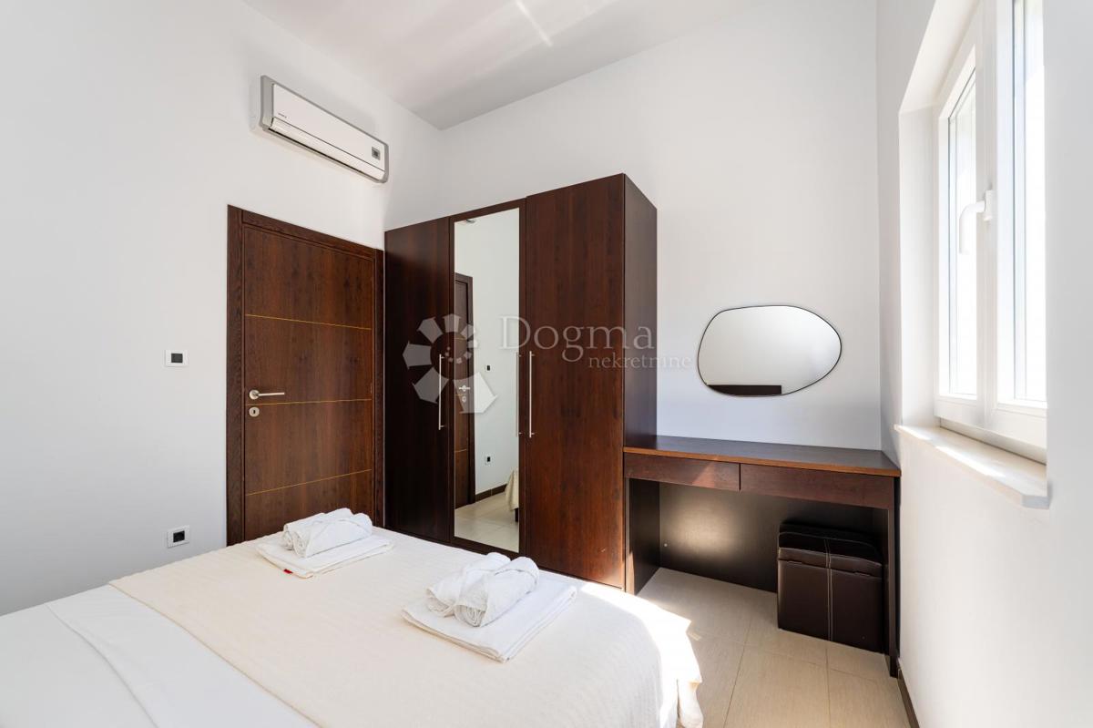 Hiša Veli Iž, Zadar - Okolica, 235m2