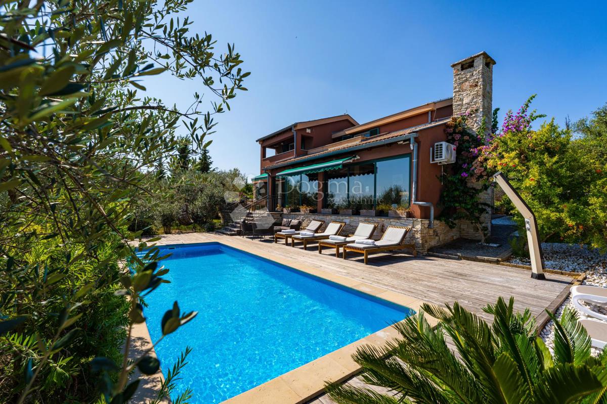 Hiša Veli Iž, Zadar - Okolica, 235m2