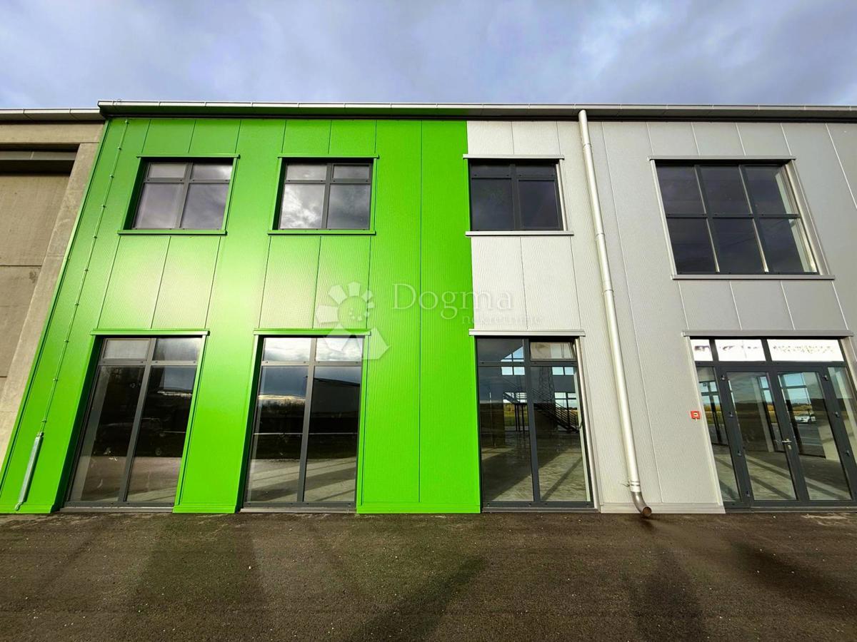 Poslovni prostor Koprivnički Ivanec, 31.199m2