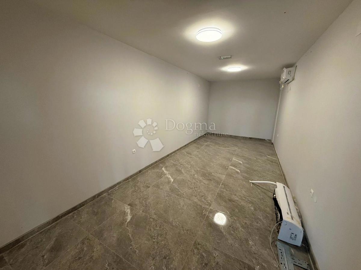 Poslovni prostor Koprivnički Ivanec, 31.199m2