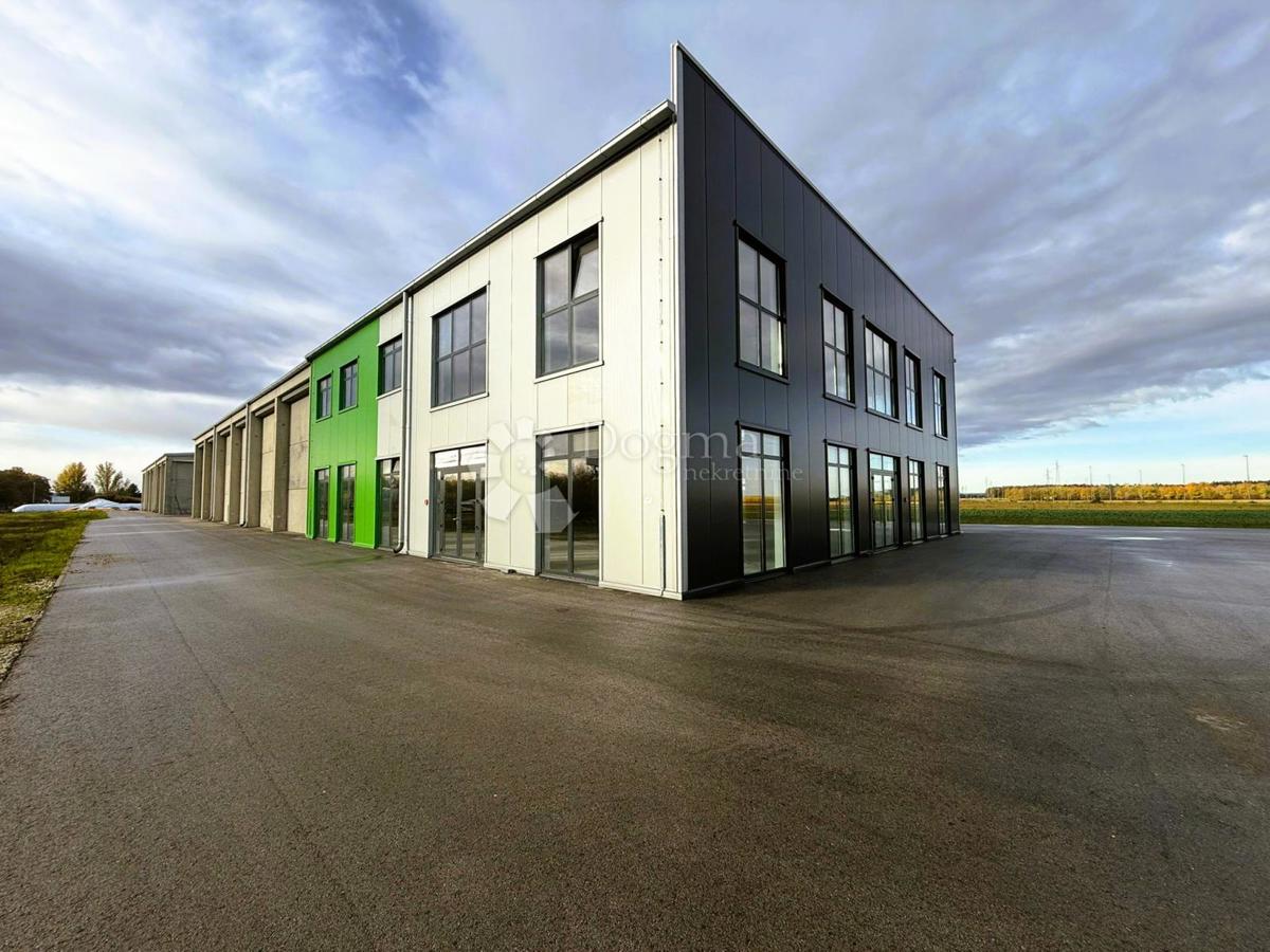 Poslovni prostor Koprivnički Ivanec, 31.199m2