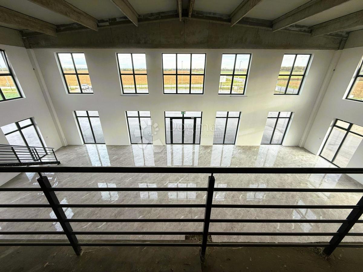 Poslovni prostor Koprivnički Ivanec, 31.199m2