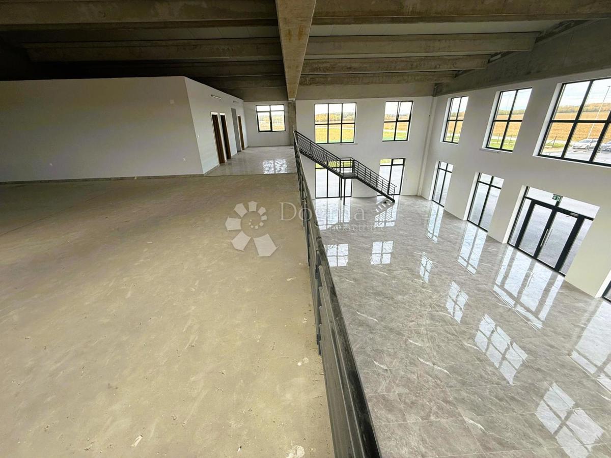 Poslovni prostor Koprivnički Ivanec, 31.199m2