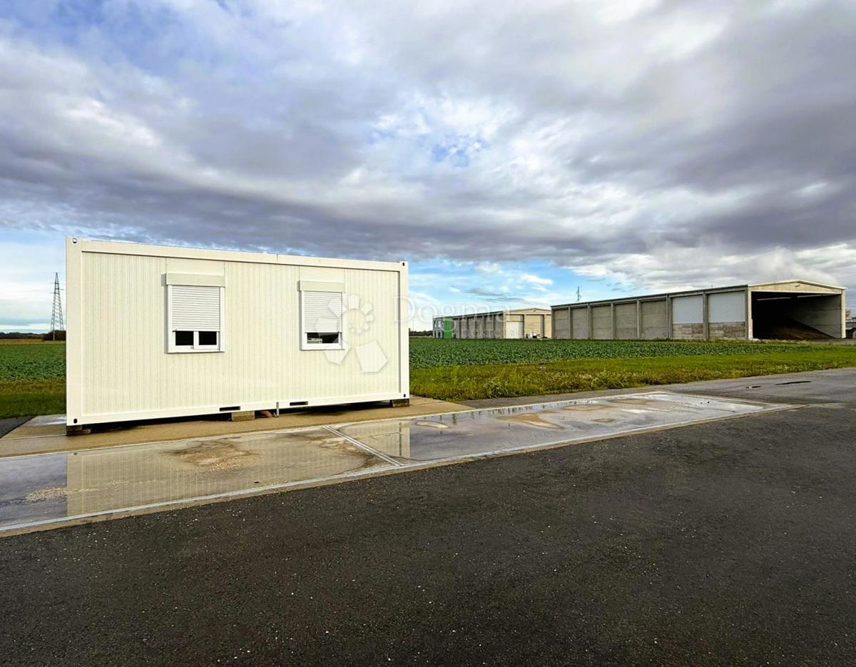 Poslovni prostor Koprivnički Ivanec, 31.199m2