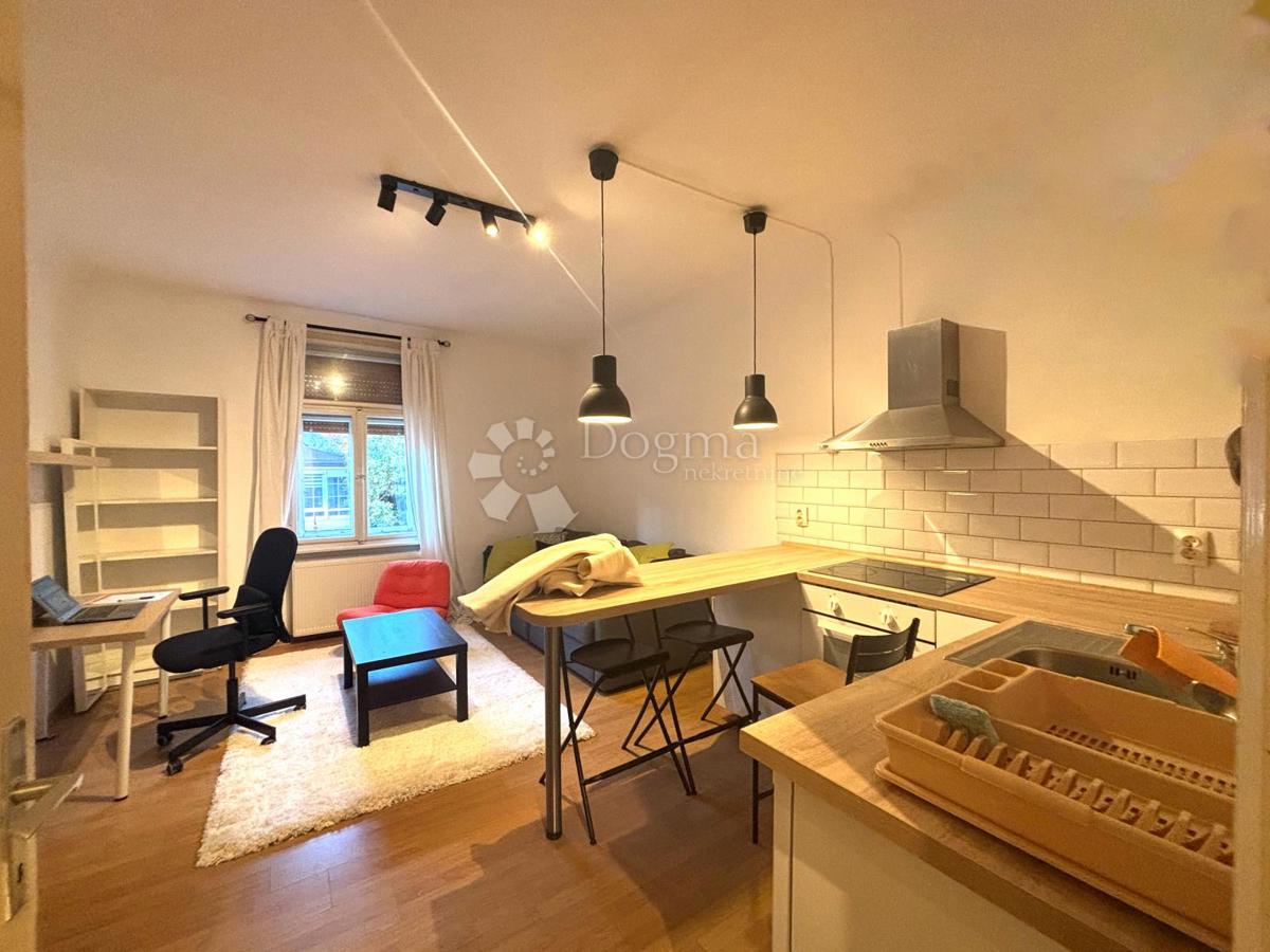 Stanovanje Donji grad, Donji Grad, 32m2