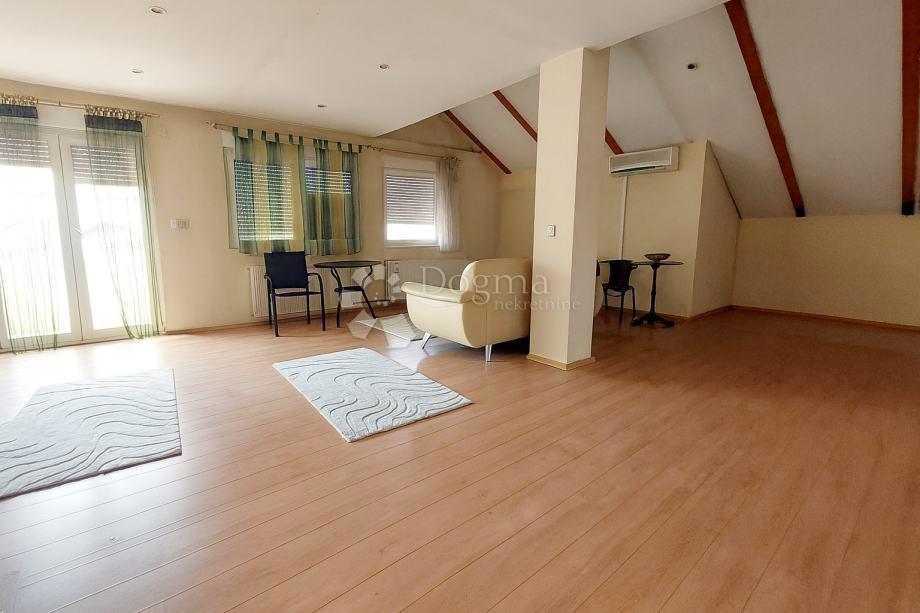 Hiša Resnik, Peščenica - Žitnjak, 260m2