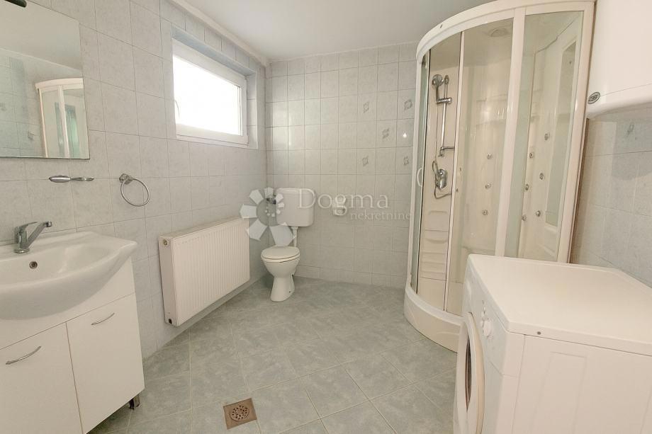 Hiša Resnik, Peščenica - Žitnjak, 260m2