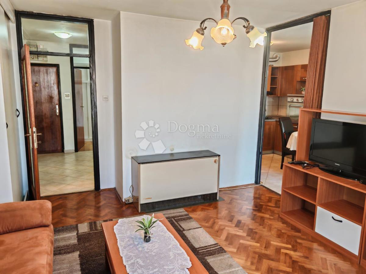 Stanovanje Centar, Pula, 70m2