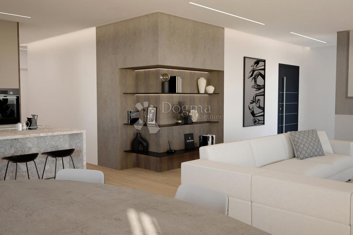 LUKSUZNO STANOVANJE NAJVIŠJIH STANDARDOV - ROVINJ, CENTER