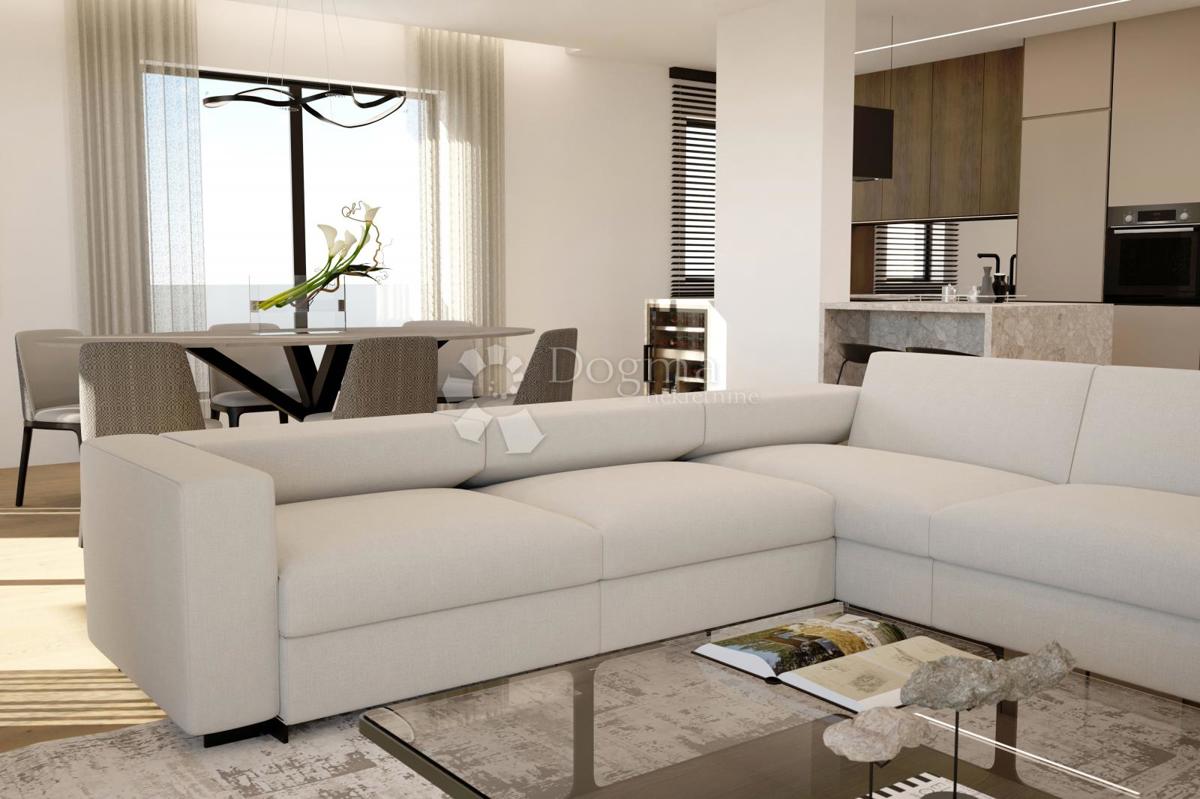 LUKSUZNO STANOVANJE NAJVIŠJIH STANDARDOV - ROVINJ, CENTER