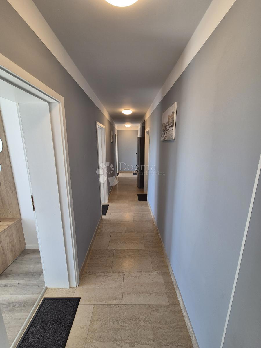 Hiša Dramalj, Crikvenica, 486m2