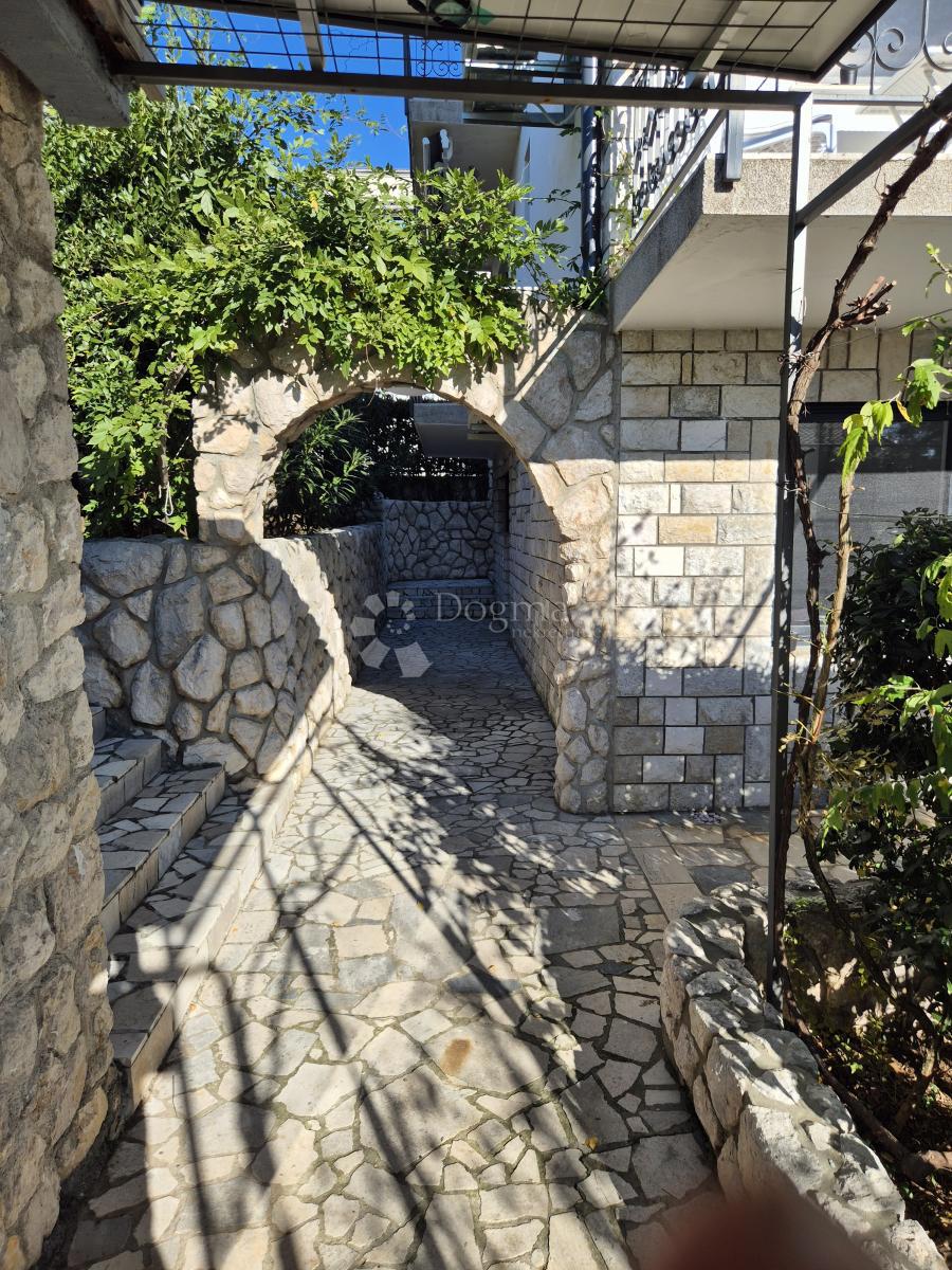 Hiša Dramalj, Crikvenica, 486m2