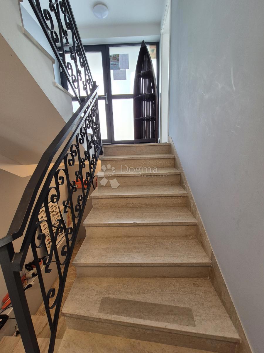 Hiša Dramalj, Crikvenica, 486m2