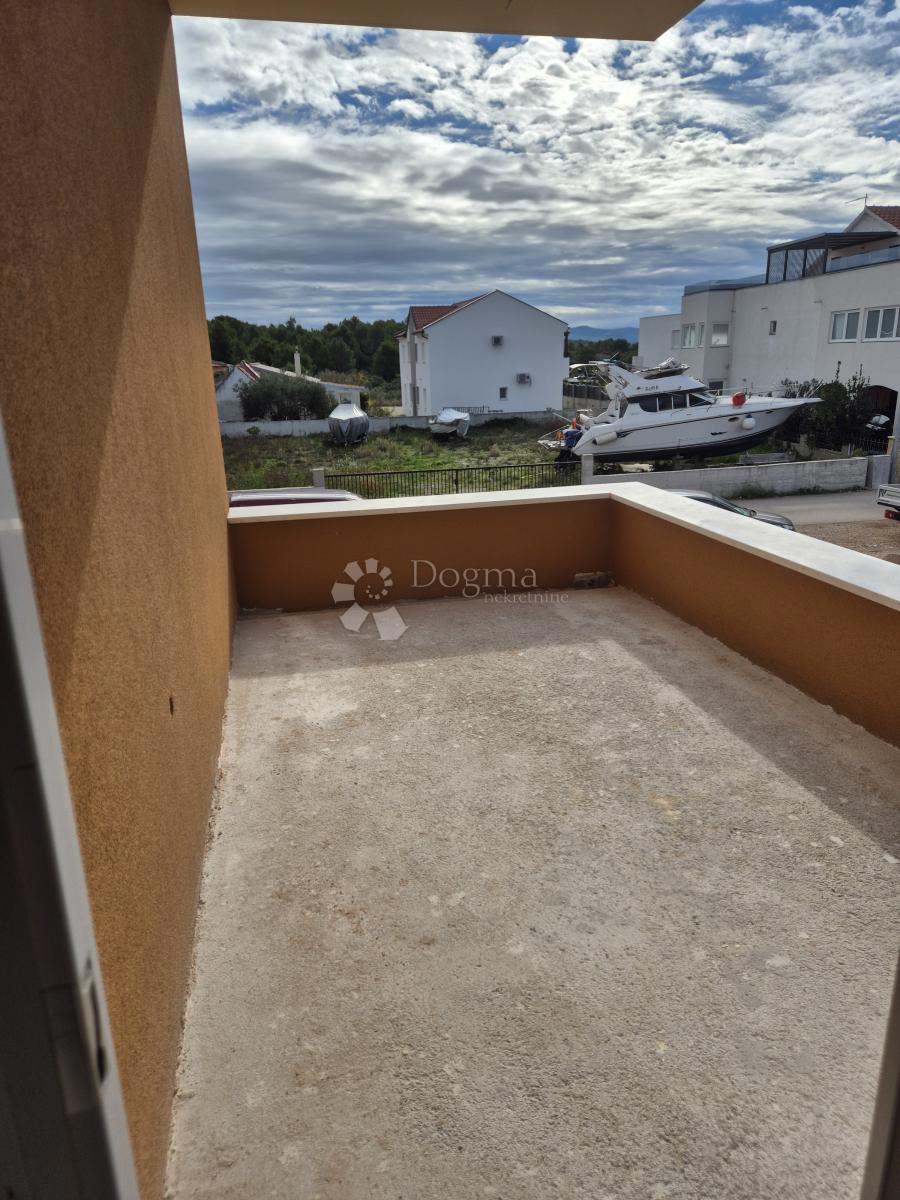 Stanovanje Donje Ražine, Šibenik, 44,57m2