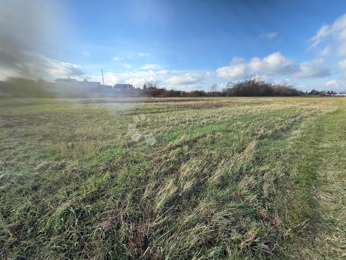 Zazidljivo zemljišče Biškupec, Varaždin, 2.777m2