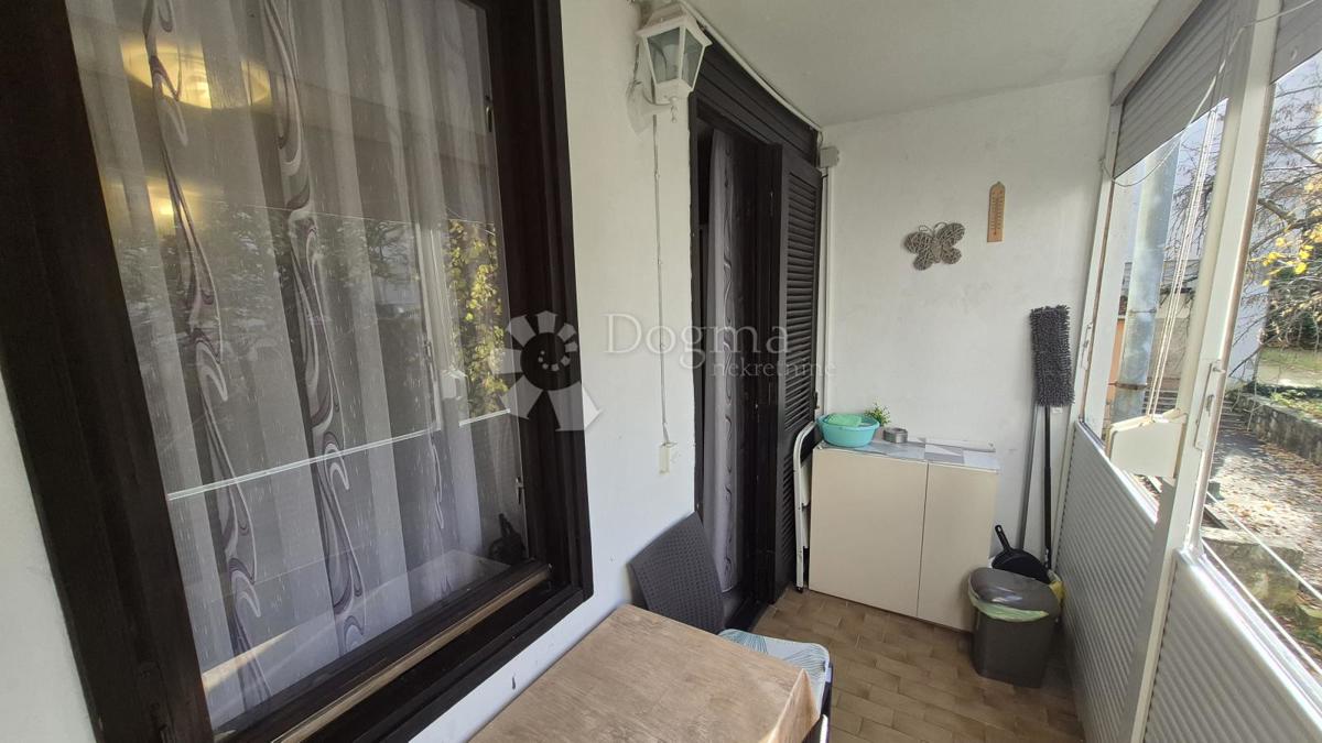 Enosobno stanovanje 50 m od morja