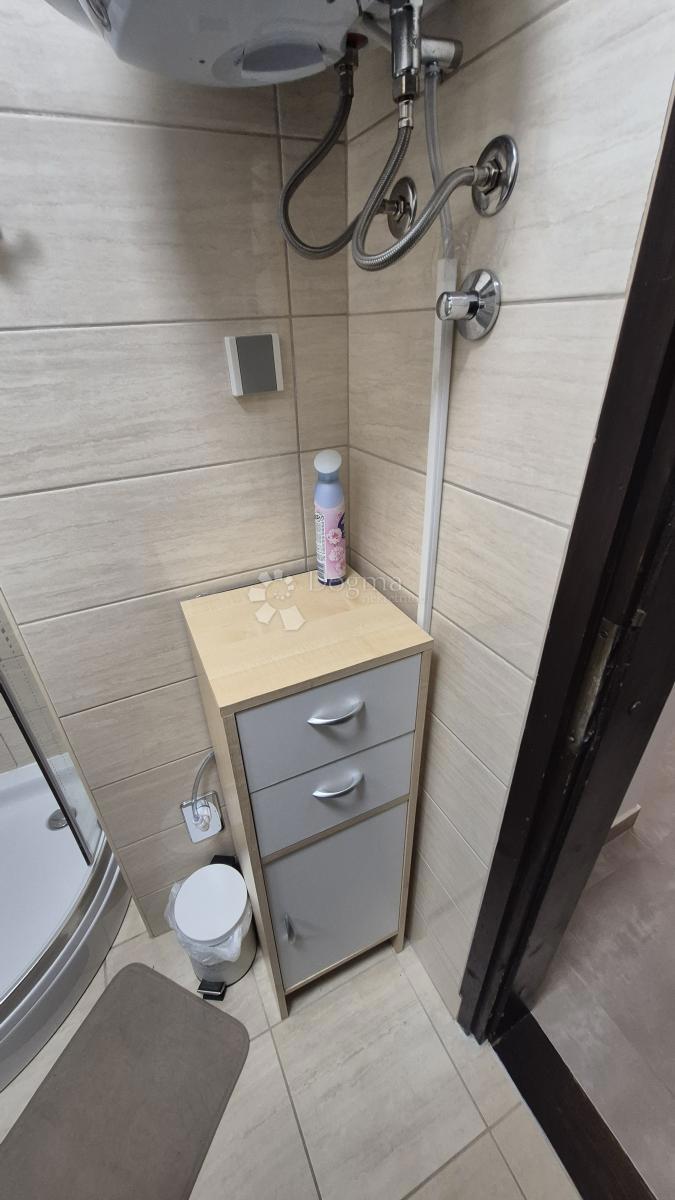 Enosobno stanovanje 50 m od morja