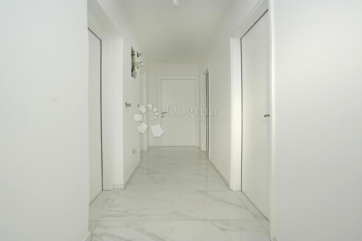 Stanovanje Poreč, 88m2