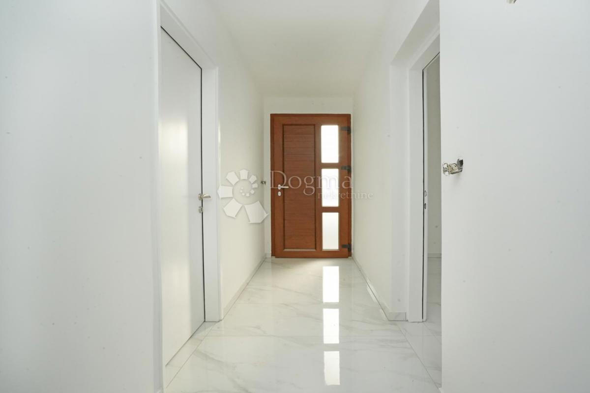 Stanovanje Poreč, 88m2