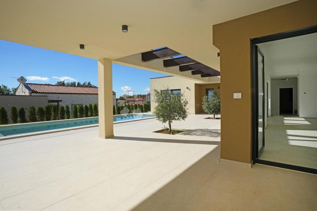 Hiša Žminj, 170,01m2