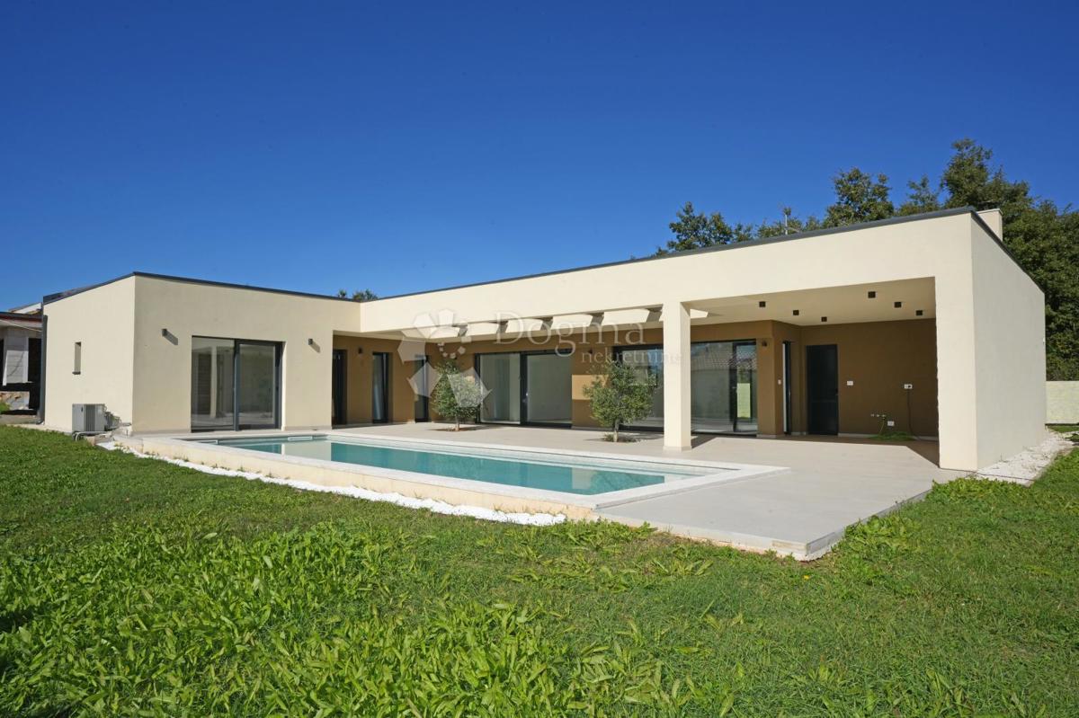 Hiša Žminj, 170,01m2