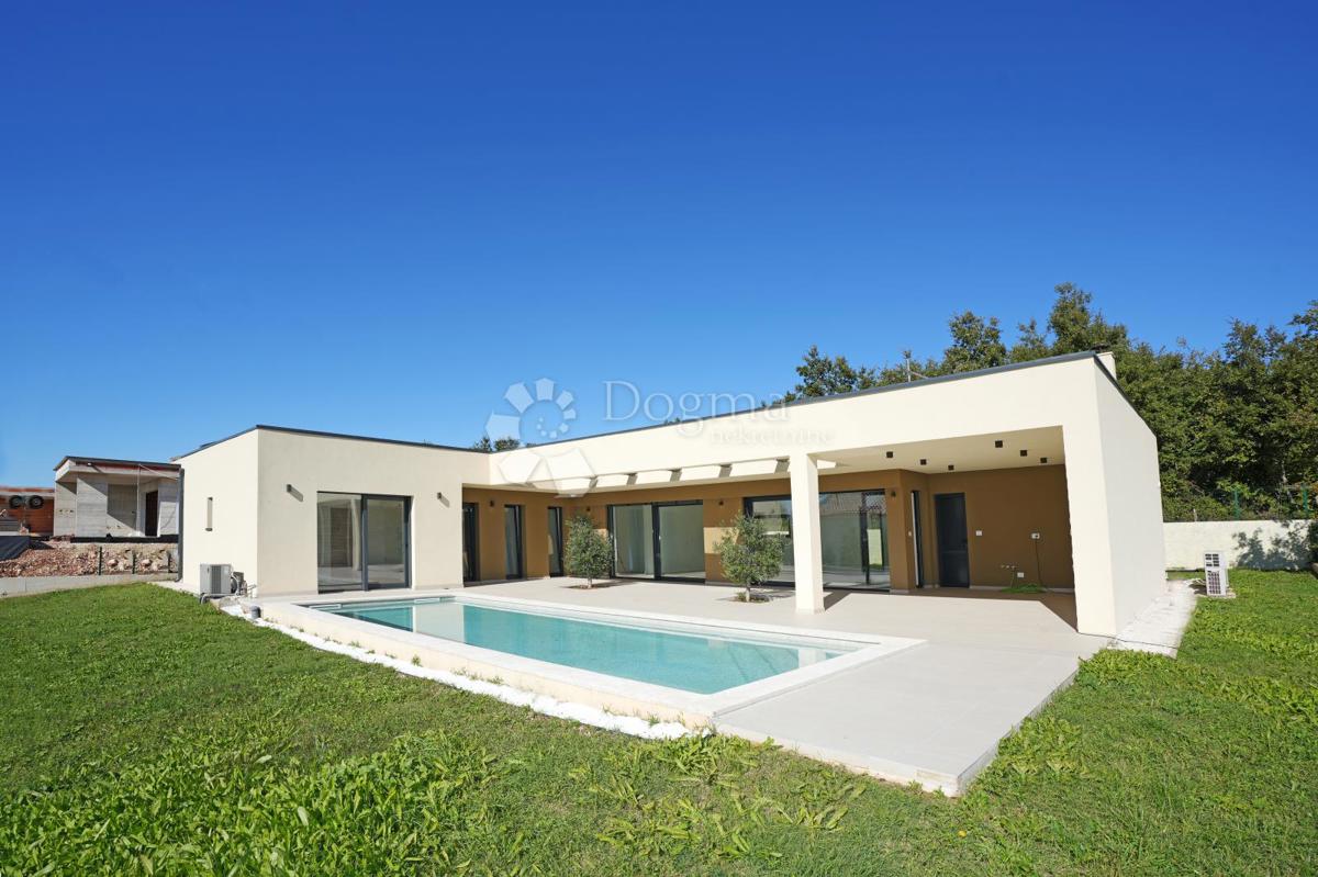 Hiša Žminj, 170,01m2