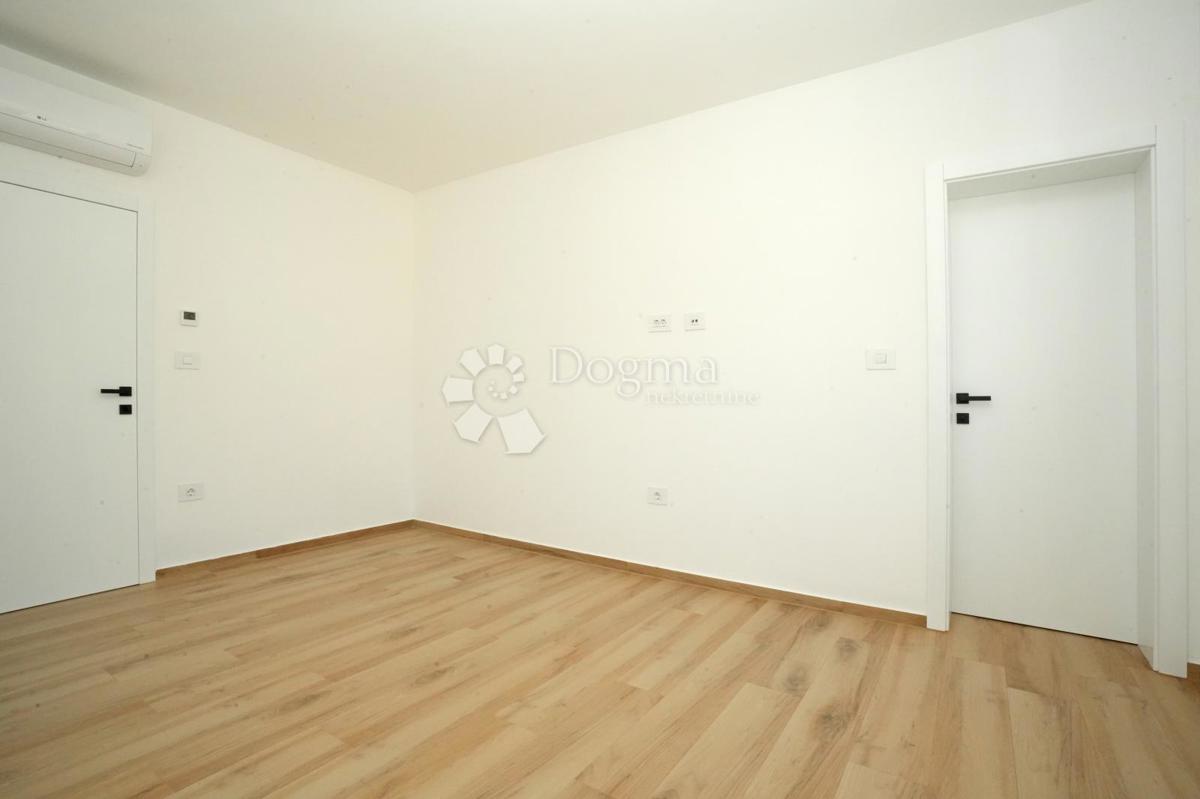 Hiša Žminj, 170,01m2