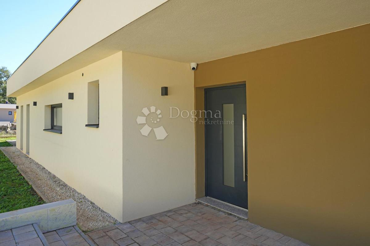 Hiša Žminj, 170,01m2