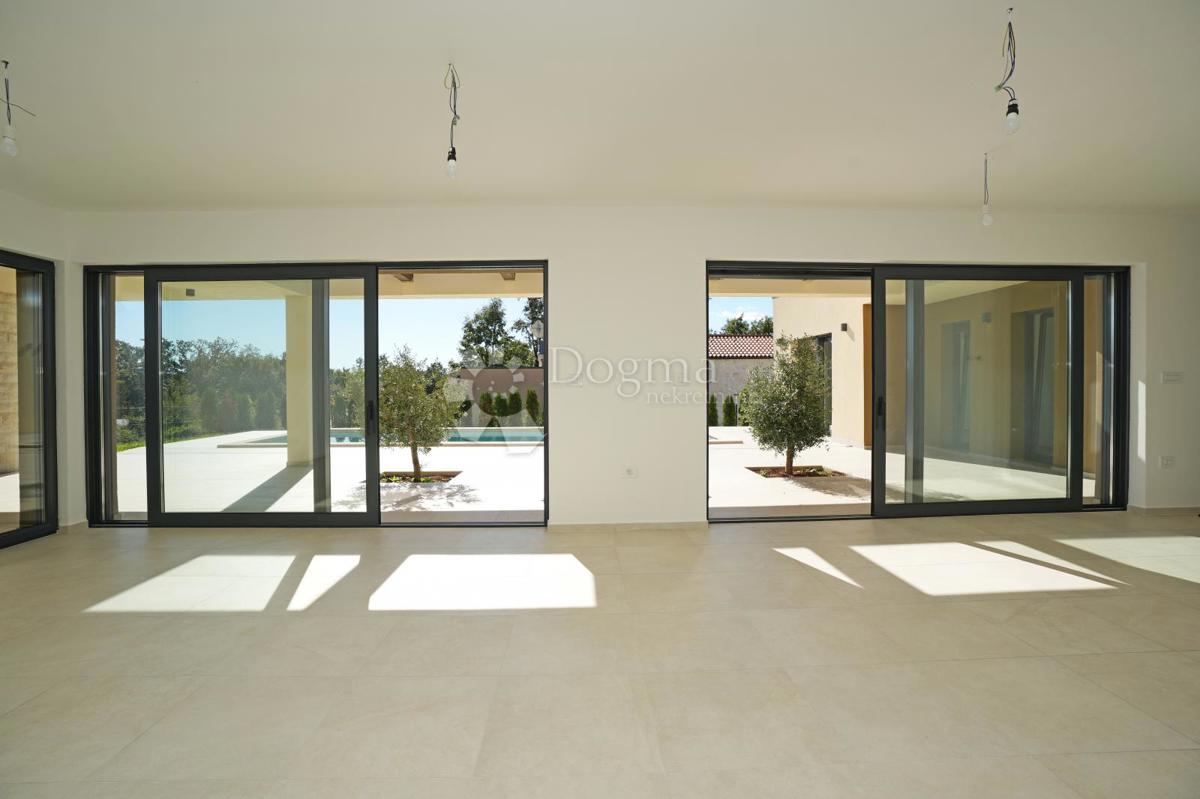 Hiša Žminj, 170,01m2