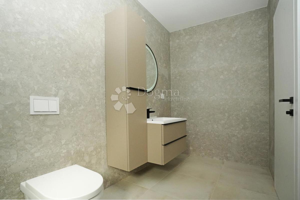 Hiša Žminj, 170,01m2