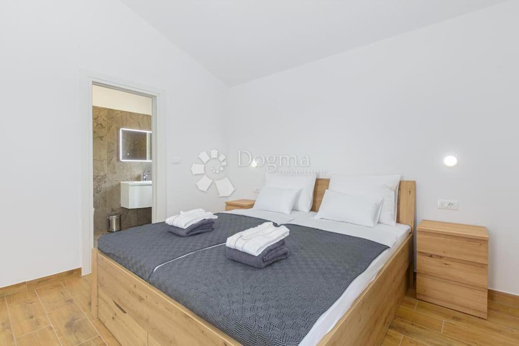 Hiša Svetvinčenat, 160m2