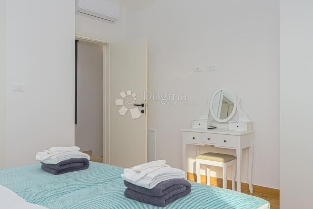 Hiša Svetvinčenat, 160m2