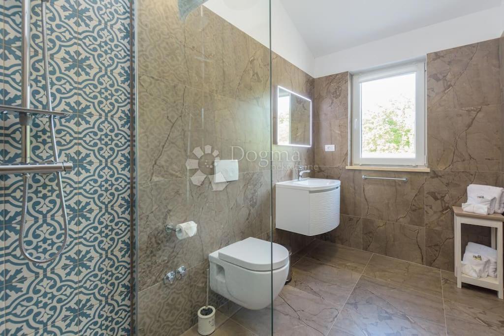 Hiša Svetvinčenat, 160m2